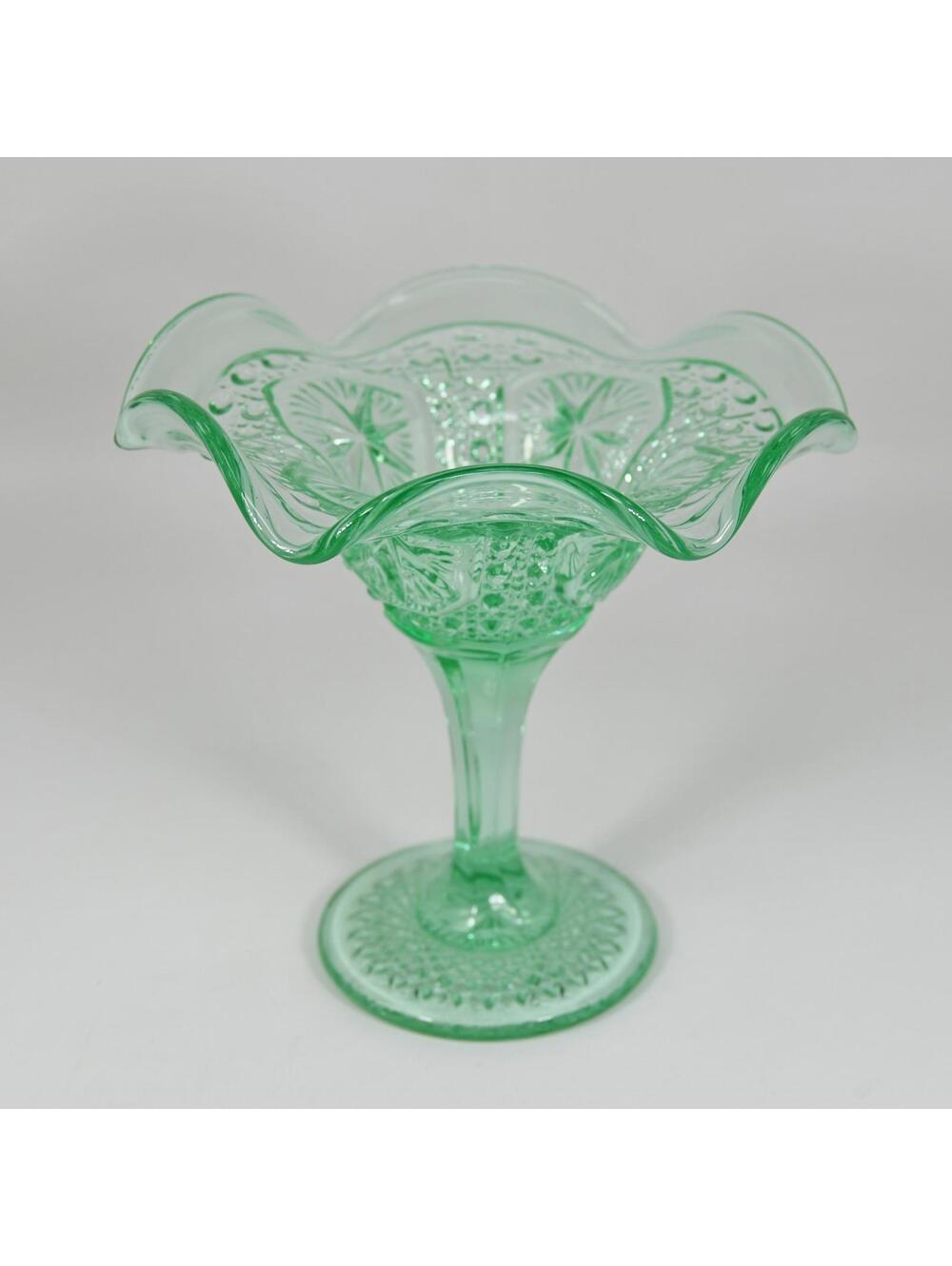 Vtg Imperial Glass Light Green Star Amelia Medallion Footed Compote Dish EAPG